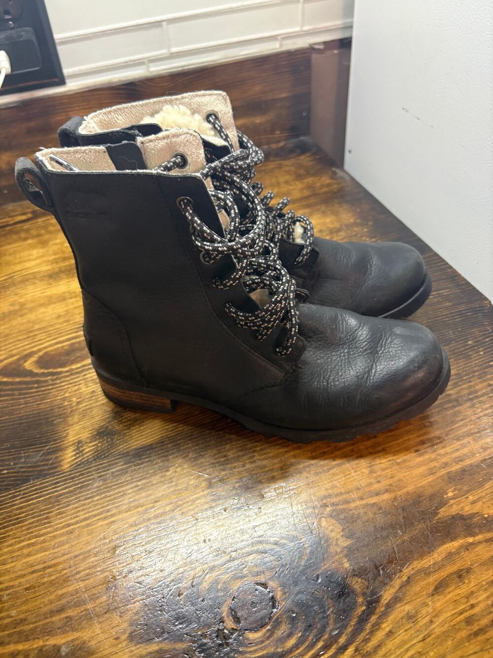 Sorel Black Lace Up Boots Size 6.5‎